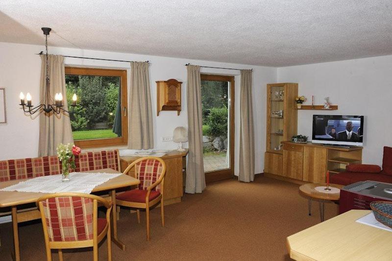 Appartementhaus St. Martin Seefeld in Tirol Quarto foto